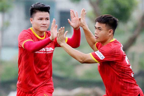 Vắng thầy Park và những nỗi lo ngày hội quân