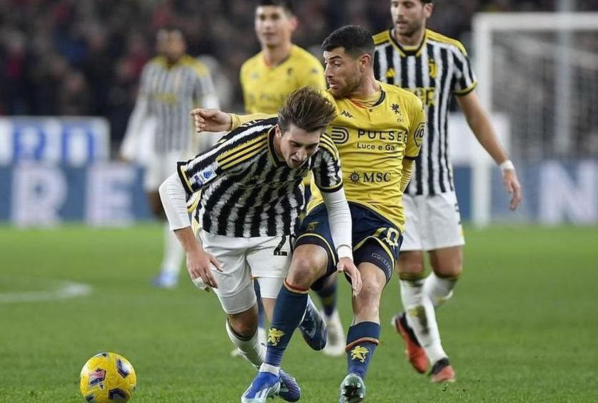 Cầm vàng lại để vàng rơi, Juventus bỏ lỡ cơ hội lấy ngôi đầu của Inter
