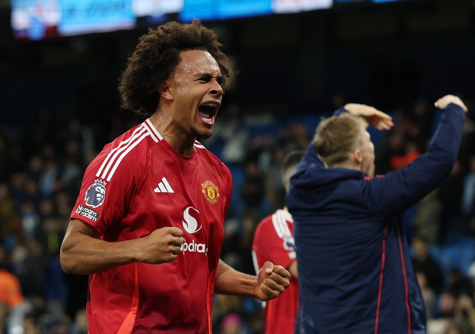 Zirkzee đối diện tương lai bất định tại Man United